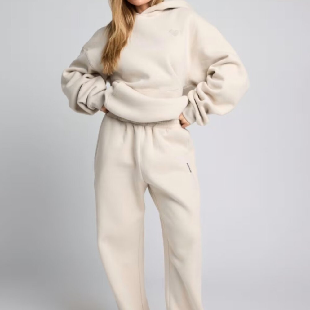Comfrt Love Straight Leg Sweatpants - Unisex size S NEW